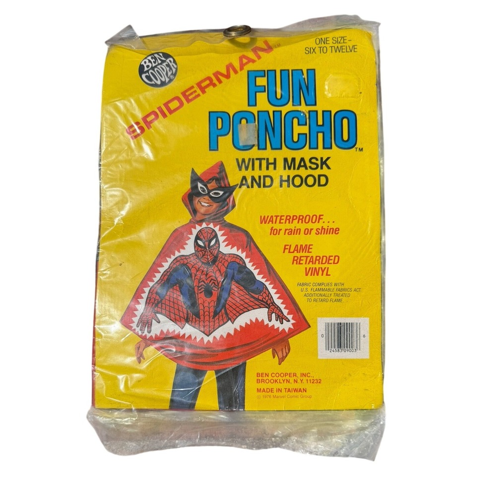 Vintage 1976 Ben Cooper Spiderman Fun Poncho with Mask Hood New Old Stock Marvel